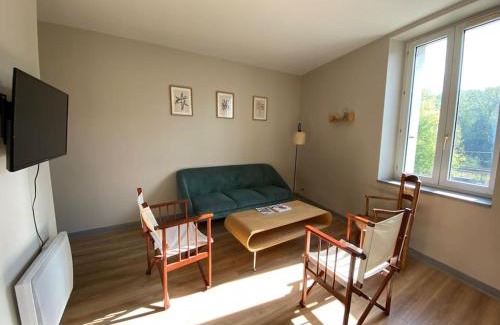 Jaunay-Clan Apartment | Appartement T4 et Parking à 3km du Futuroscope