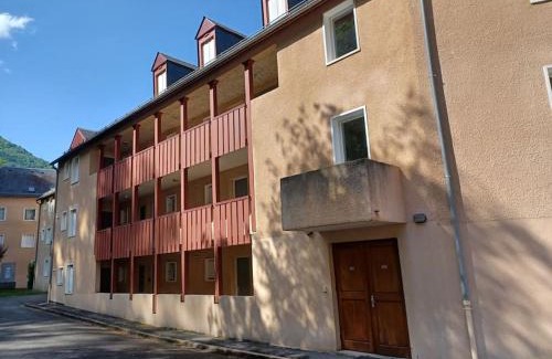 Esquieze-Sere Apartment | Appartement, Terrasse, Soleil, Luz