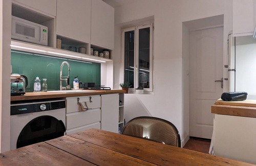 Thiers Apartment | Appartement Traditionnel, Refait, 4 Couchages Max, 3 Nuits Minimum, 1er Étage