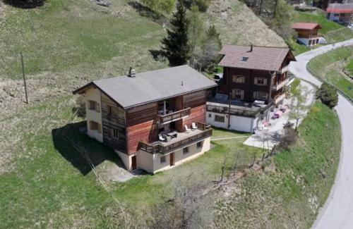 Saint-Martin Apartment | Appartement Tsandelanne avec terrasse panoramique, Val d'Hérens