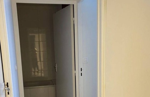 Lyon Apartment | Appartement Type T3 Avec Rez de Jardin Quartier Carré de Soie