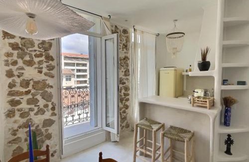 Saint-Lambert Apartment | Appartement type Méditerranéen