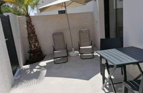Le Grau-dʼAgde House | Appartement type studio plain pied terrasse & plage