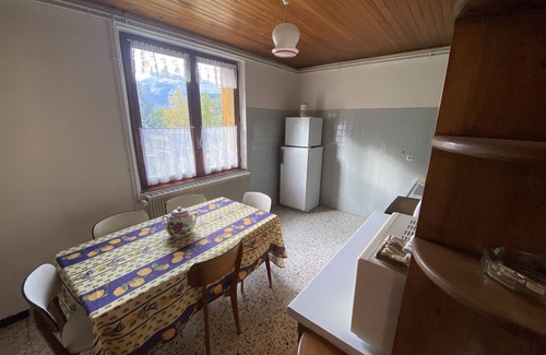 Les Thuiles Apartment | Appartement Vallée de L'ubaye en Pleine Nature au Calme