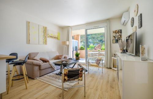 Villeneuve-Loubet Apartment | Appartement Vaugrenier Presidences