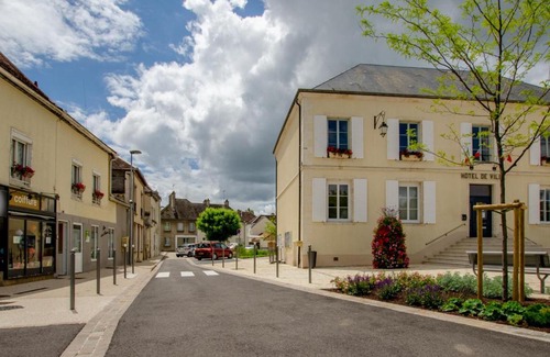 Vendeuvre-sur-Barse Apartment | Appartement Vendeuvre-sur-Barse, 2 pièces, 2 personnes - FR-1-543-50