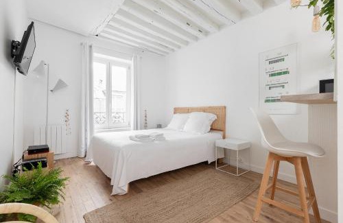 3rd Arrondissement Apartment | Appartement Vertus