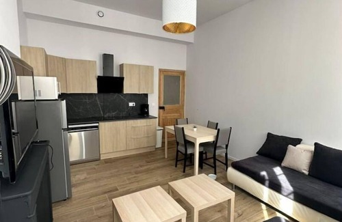 1st Arrondissement Apartment | Appartement Vieux Port Marseille