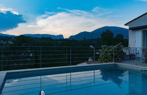 Le Rouret Apartment | Appartement Villa d'Aurore