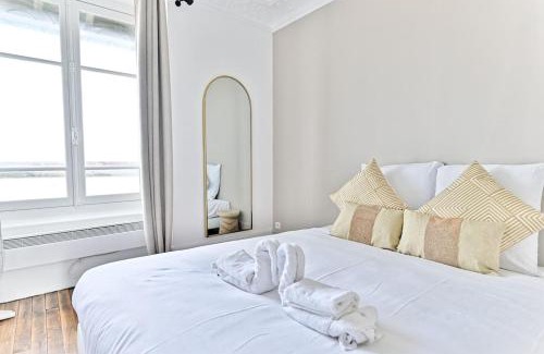Puteaux Apartment | Appartement Vue sur Tour effeil Defense