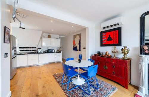 Chaillot Apartment | Appartement vue Tour Eiffel