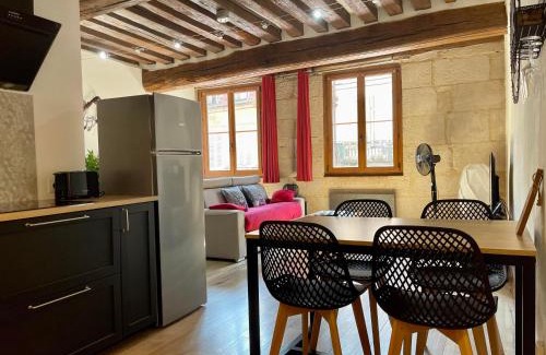 Semur-en-Auxois Apartment | Appartements chez Delphine et Guillaume au coeur de Semur en Auxois