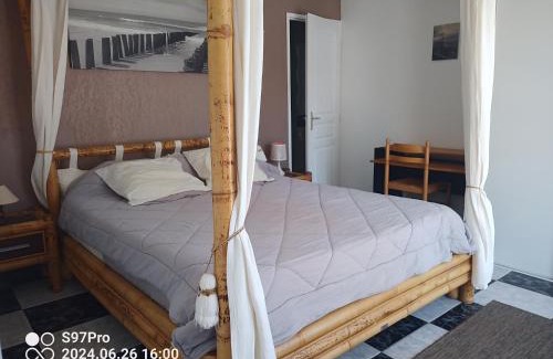 Sainte-Marie-la-Mer Apartment | Appartements dans résidence Avec piscine - Mer à 500m