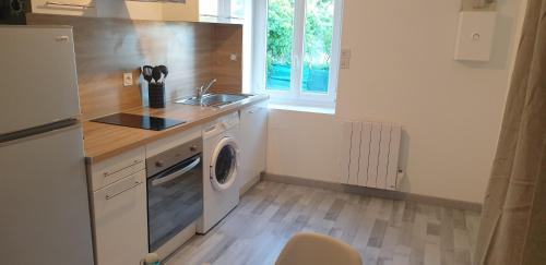 Satolas-et-Bonce Apartment | Appartements entiers proche Aéroport - ZAC Chesnes - CNPE du Bugey Check-In 24h7J