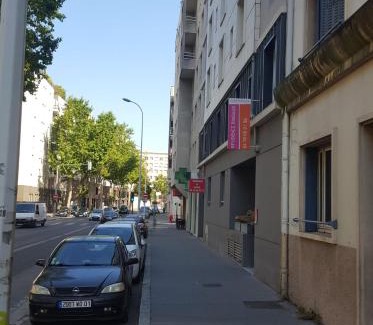 Jean Moulin - Marius Berliet Apartment | Appartements Le Berliet - Montplaisir