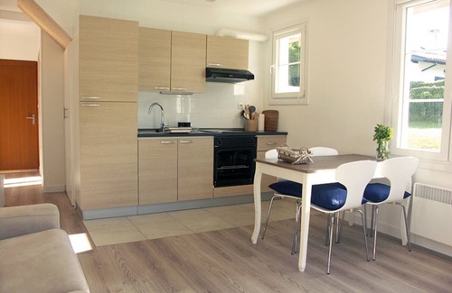 Saint-Pee-sur-Nivelle Apartment | Appartment Ihi-Toki, sunny garden apartment in a breathtaking location