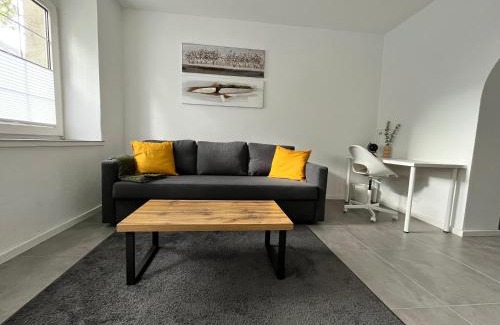 Krefeld Apartment | Appartment Florida Nähe Düsseldorf, Messe, HBF, City, WIFI, HELIOS Hospital