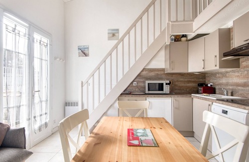 Saint-Martin-de-Re Apartment | Appartment Océanis with swimming pool