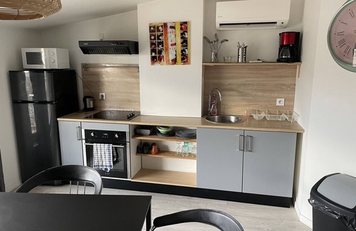 Bourg-les-Valence House | Apparts'hotels