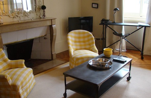 Besancon Old Town House | APPENDIX 11C, APART-HOTEL OF CHARM 3 ***