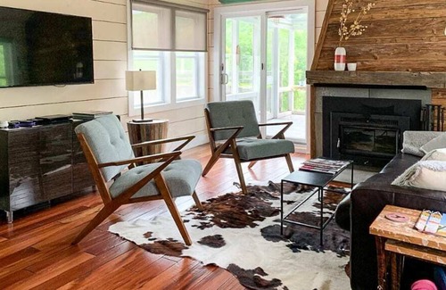 Margaretville Cabin | Apple Hill - Cozy with Views near Roxbury