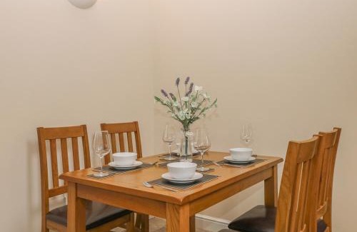 Dunnington House | Apple Tree Cottage