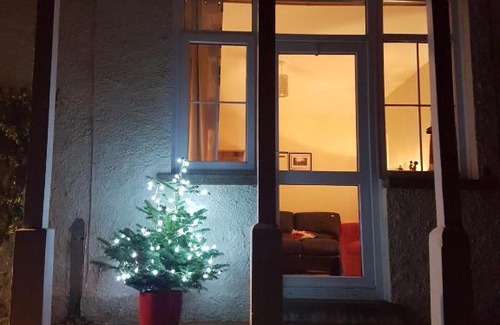 Ystradgynlais House | Apple Tree Cottage