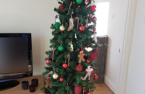 Ystradgynlais House | Apple Tree Cottage