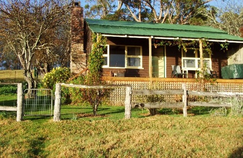 Tilba Tilba House | Apple Tree Cottage - Tilba Tilba