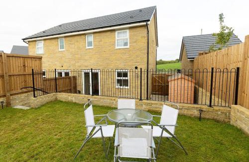 Buxton House | APPLECROFT - Escape to the Peak District National Park