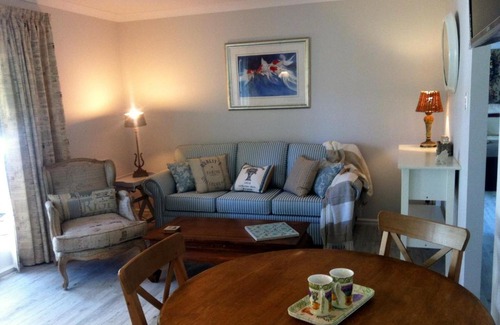 Balingup Ski Chalet | Applegate Lane Chalet