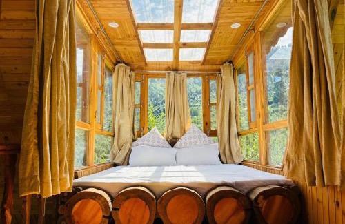 Mohal Ski Chalet | Applehill Stays - Work & Relax