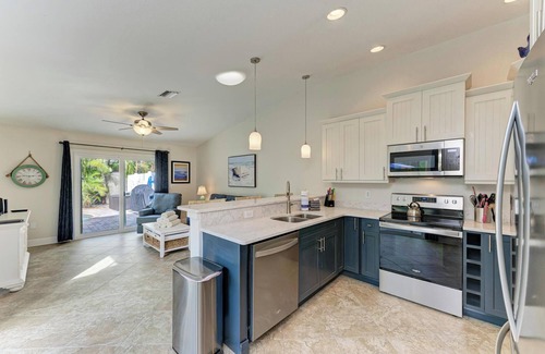 Holmes Beach Condo | Appletini- Dog Friendly Private Pool Home IN Heart of Anna Maria By Island Real