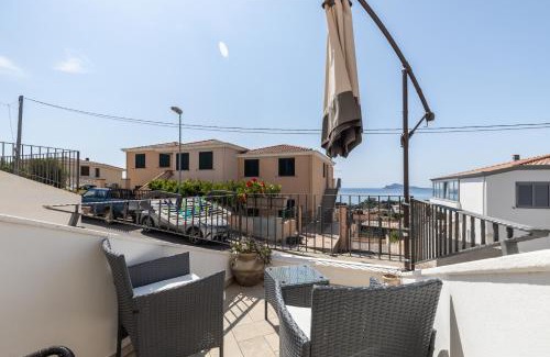 Santa Maria Navarrese House | Apposentos in via Baus
