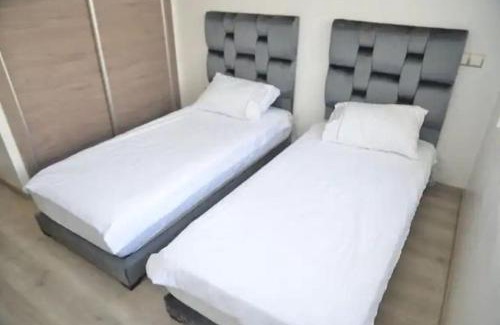 Sala Al Jadida Apartment | Apprt Proche de Technopolis, l'aéroport,et l'UIR