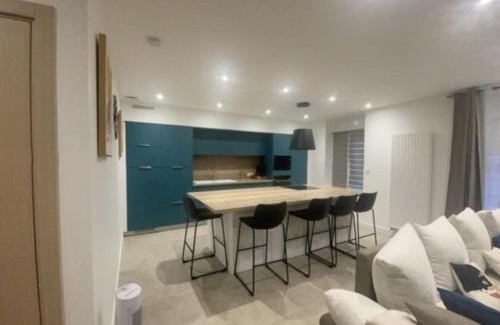 Saint-Etienne Apartment | Apprt TOTEM Netflix et wifi gratuit