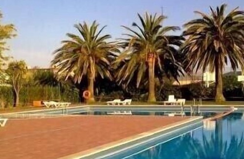 Castello d'Empuries Apartment | Appt empuriabrava quiet with Olympic swimming pool, car park, garden