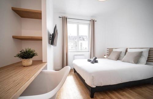 Saint-Jean Apartment | APPT VUE SUR LE PORT DE CAEN/CENTRE VILLE PREMIUM