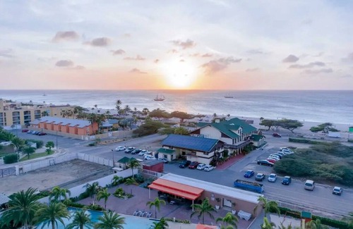 Oranjestad-West Condo | ! APR - DEC SALE! 5★ LUX SPACIOUS ON EAGLE BEACH 2' WALK!