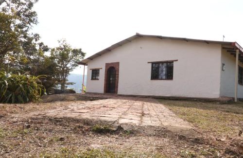 Puente Nacional House | APRECUZ - Asociación Pro Recreación y Cultura de Zipaquirá