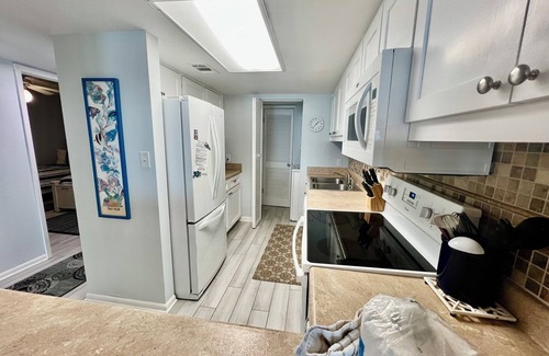 Gulf Shores Condo | April Deals applied! Castaways 4C | Beach Front