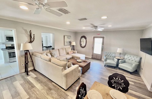St. Augustine House | APRIL DISCOUNT! Coquina Cove Heated Pool Home by Beach & Downtown
