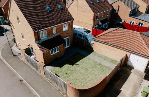 Stockton-on-Tees House | Apsley Way, 5 bed 4 bathroom house