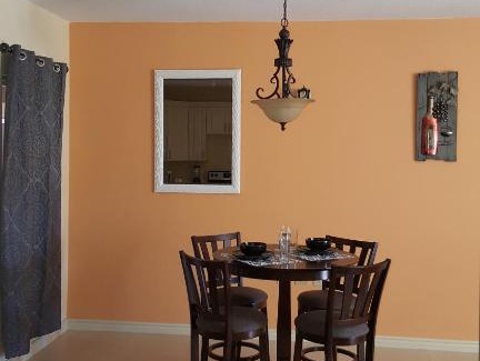 Beverly Hills Apartment | Apt 12, Executive Suites JA - Palms