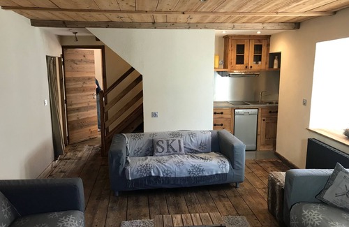 Peisey-Nancroix Apartment | Apt 125 m2 in renovated cottage, 5 minutes walk from the Paradiski ski lifts