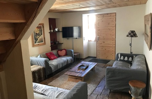 Peisey-Nancroix Apartment | Apt 125 m2 in renovated cottage, 5 minutes walk from the Paradiski ski lifts