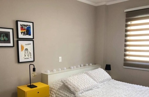 Barra Sul Apartment | Apt 3 Bedrooms w / AC Centro / Barra Sul 2 Vacancies and Protection screen.