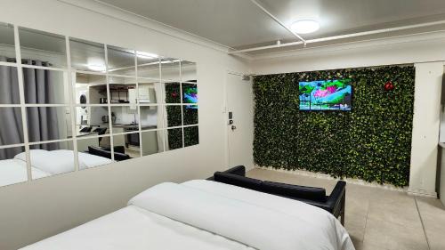 Brisbane Central Business District Apartment | Apt 9 The New Yorker