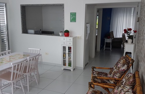 Enseada Apartment | Apt. comfortable, well located 100mts from Enseada-Guarujá Beach