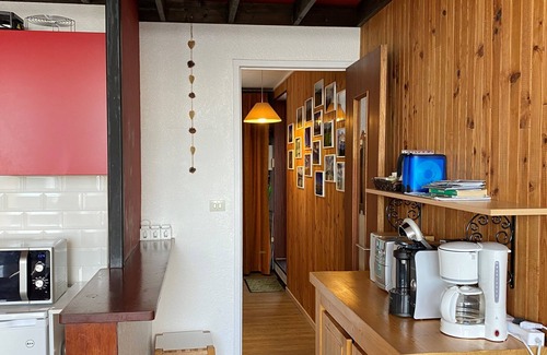 Besse-et-Saint-Anastaise Apartment | Apt F2 (38m²) - 5 Sleeps - Coeur Station Super Besse - 300m from the slopes